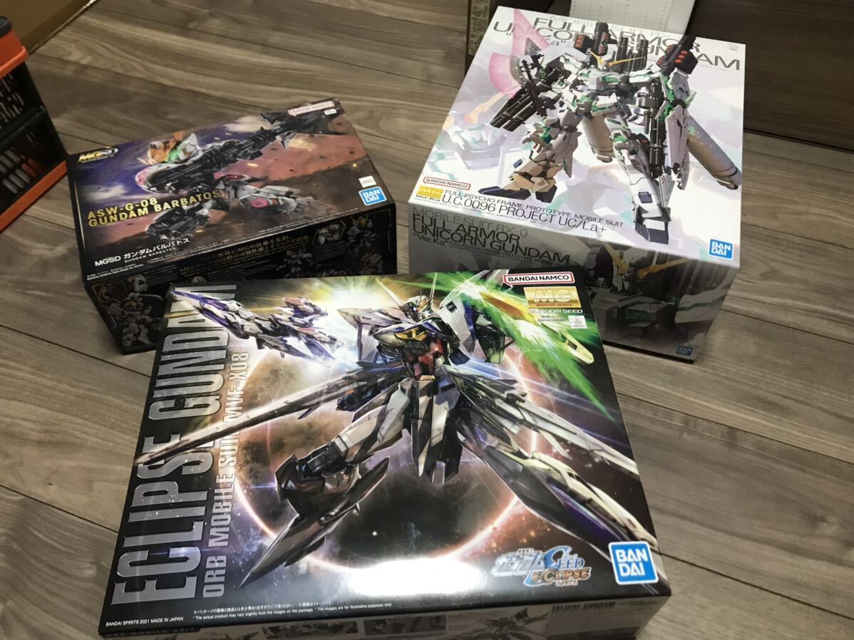 【未組み立て】MG MGSD ガンダムバルバトス　エクリプスガンダム　フルアーマーユニコーンガンダム　UC 鉄血のオルフェンズ ガンダムシード_画像2