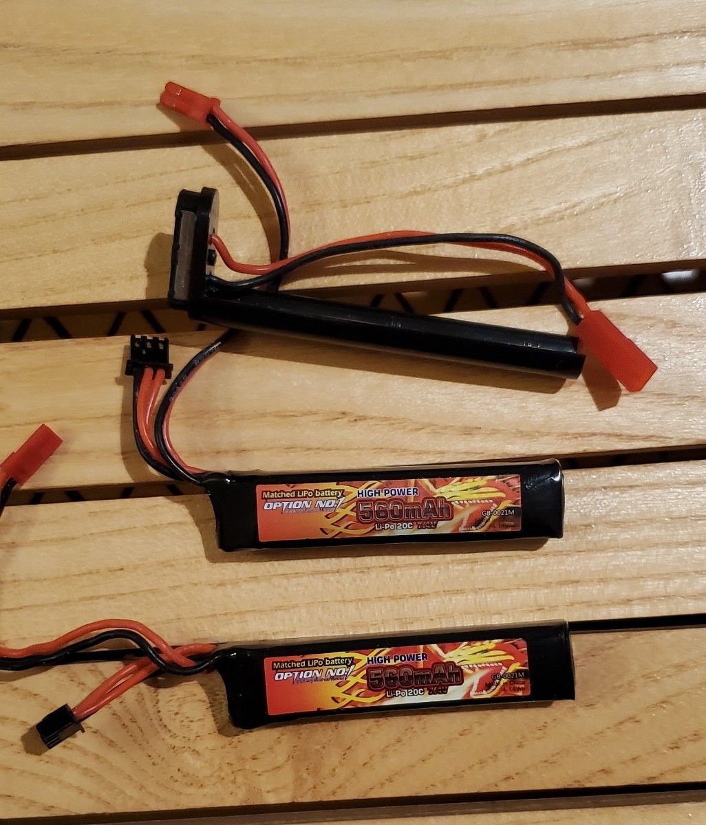 電動ガン用 OPTION No 1 リポバッテリー7 4v 560mAh 20c 2個+