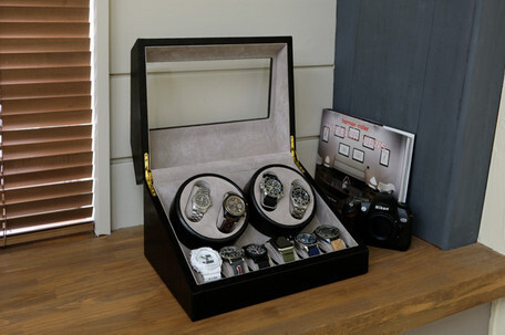◆送料無料◆時計収納 ワインディングマシーン 4本巻 ブラック 黒 自動巻き 腕時計 電動振動装置 コレクションケース 収納の画像2