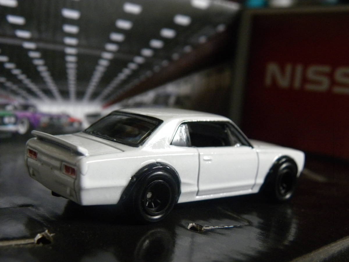 即決☆☆ルース ニッサン スカイライン HT 2000GT-X 箱 ハコスカ SKYLINE メタルシャーシ　リアルライダー　プレミアムモデル Hot Wheels　_画像4