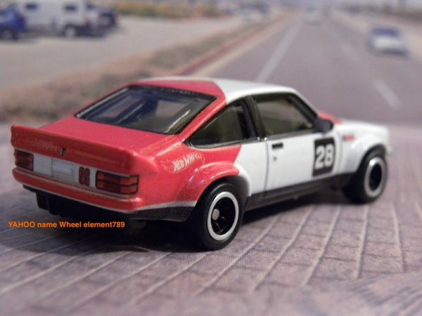 即決☆☆ルース'77 HOLDEN TORANA A9X ホールデン PREMIUM メタルシャーシ、リアルライダー ホットウィール Hot Wheels☆_画像5