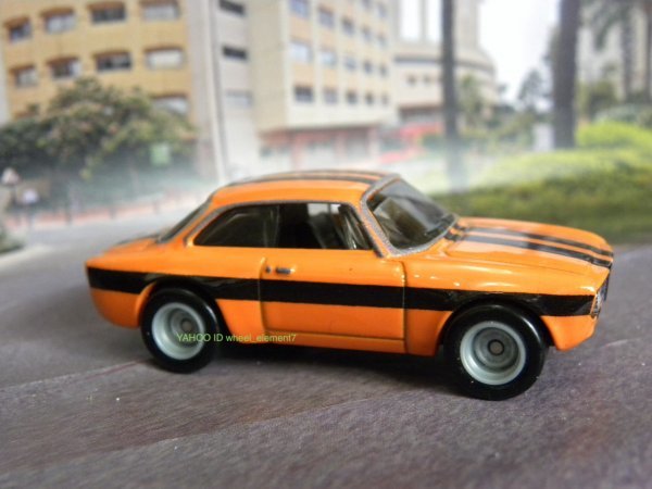 即決☆☆アルファロメオ ジュリア スプリント GTA ALFA ROMEO GIULIA SPRINT ワイルド・スピード HKD29 プレミアムモデル HOT WHEELSの画像5