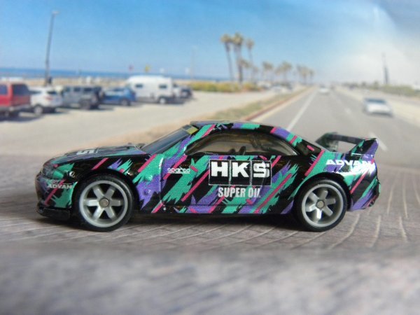 即決☆☆ルース NISSAN SKYLINE GT-R R33 HKS ADVAN スカイライン　(BNCR33) 　プレミアムモデル HOT WHEELS　_画像5