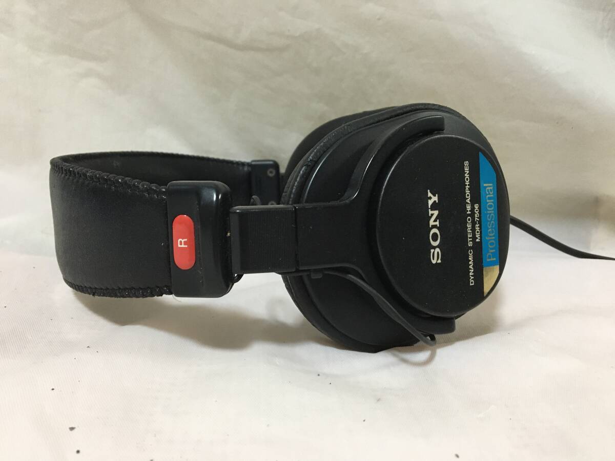 〇T266〇動作品 ソニー SONY MDR-7506 ステレオヘッドホン_画像4