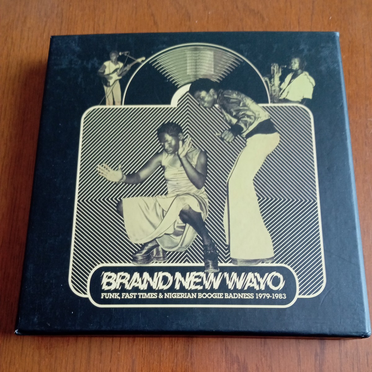 [国内盤CD] ブランド・ニュー・ワヨ:ファンク，ファスト・タイムズ&ナイジェリアン・ブギー・バッドネス 1979-1983の画像2