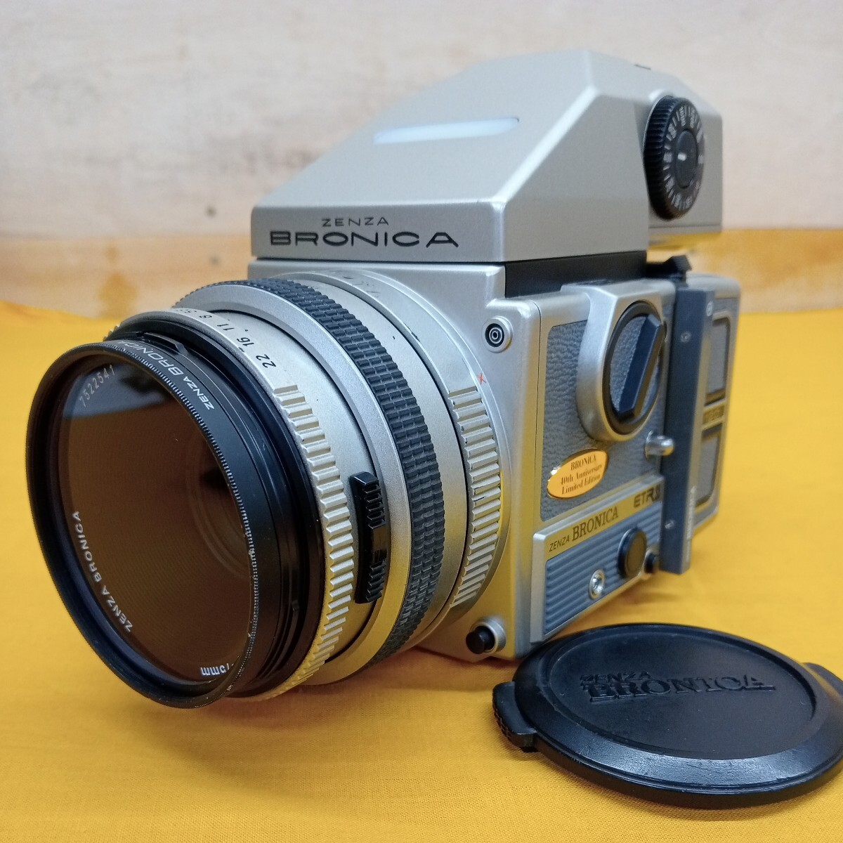 ZENZA BRONICA ETRsi 40th 記念モデル 40周年 ゼンザブロニカ 1:2.8 f=75mm 中古品 中判カメラ 動作未確認 現状品_画像1