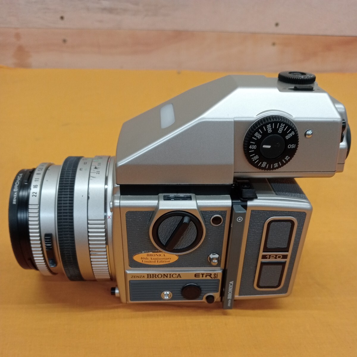 ZENZA BRONICA ETRsi 40th 記念モデル 40周年 ゼンザブロニカ 1:2.8 f=75mm 中古品 中判カメラ 動作未確認 現状品の画像2