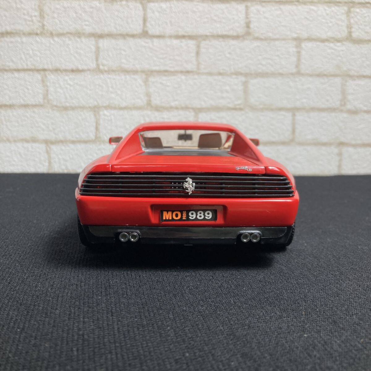 イタリア製 burago ブラーゴ 1/18 1989年型 フェラーリ 348tb レッド 赤 ミニカー おもちゃ 玩具 コレクター品 k51-322-23の画像6