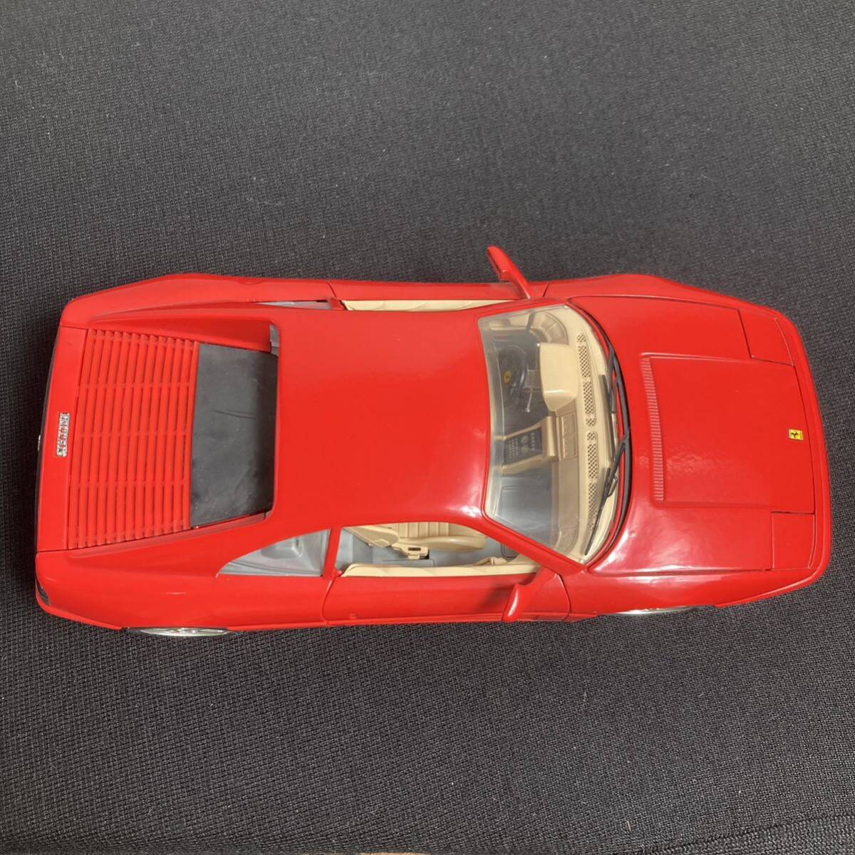 イタリア製 burago ブラーゴ 1/18 1989年型 フェラーリ 348tb レッド 赤 ミニカー おもちゃ 玩具 コレクター品 k51-322-23の画像8