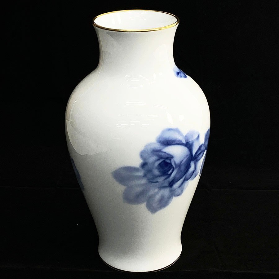 大倉陶園 OKURA CHINA 花瓶 花器 ブルーローズ 保管品 高さ36cm 共箱・しおり付き [M11277]_画像3