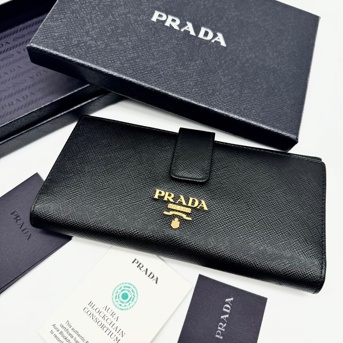 【現行品・未使用級美品】PRADA プラダ 長財布 サフィアーノレザー 金ロゴ ブラック