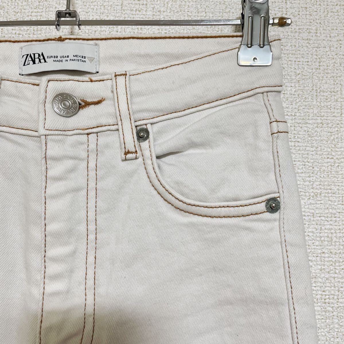 ZARAザラ スキニーパンツ スキニーデニム デニムパンツ 白デニム ZARAザラ スキニーパンツ スキニーデニム デニムパンツ 白デニム