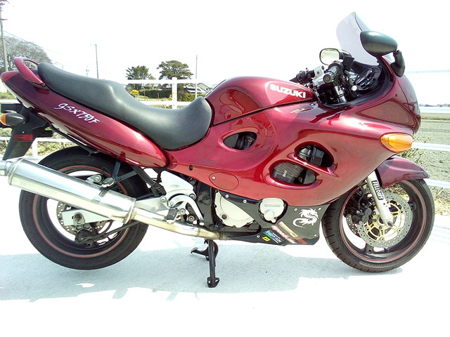 逆車　GSX750F　GR7GA　純正フロントインナーカウル　インナーカバー　メーターカバー　中古良品！　検）GSX-R750　KATANA750_画像7