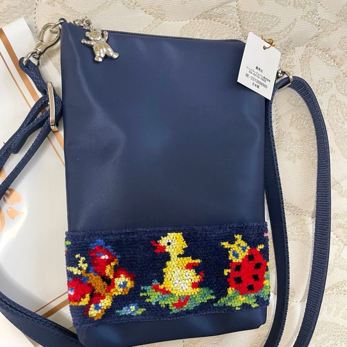 新品未使用 フェイラー 学校フェイラー ハイジ スマホショルダー 新品未使用 フェイラー 学校フェイラー ハイジ スマホショルダー