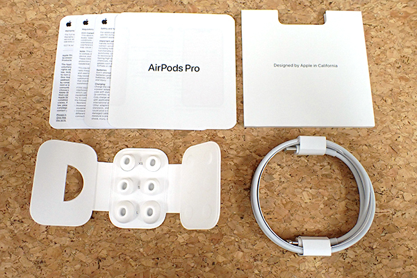 【中古】Apple 純正 AirPods Pro 第2世代 MQD83J/A 本体 付属完品(PBA819-8)の画像2