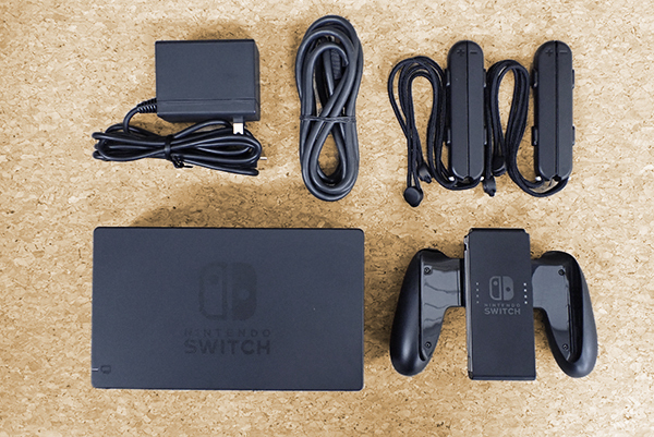 【中古 良品】新型 Nintendo Switch Joy-Con[L] ネオンブルー/[R] ネオンレッド HAD-S-KABAH 任天堂 本体 おまけ付き(PCA822-1)の画像7