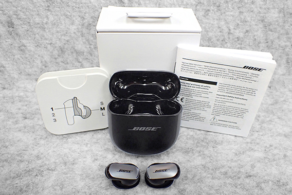 【中古】Bose QuietComfort Ultra Earbuds ブラック 黒 ノイズキャンセリング ワイヤレス Bluetooth イヤホン(PCA778-2)の画像1