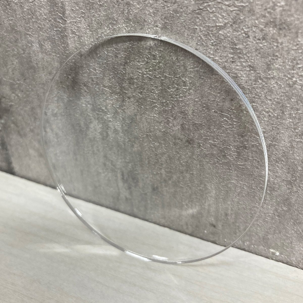 穴なし 円形 アクリル板 10枚 セット クリア 透明 工作 直径5cｍ 厚み3ｍｍ 丸型 作成 プレート ハンドメイド キーホルダー 制作 手作りの画像4