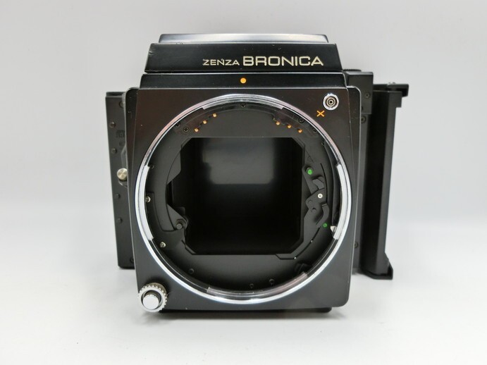 T【ヘ4-87】【60サイズ】▲ゼンザブロニカ zenza bronica SQ-A ボディ フィルムカメラ 中判カメラ/動作未確認/※傷汚れ・カビ有_画像1