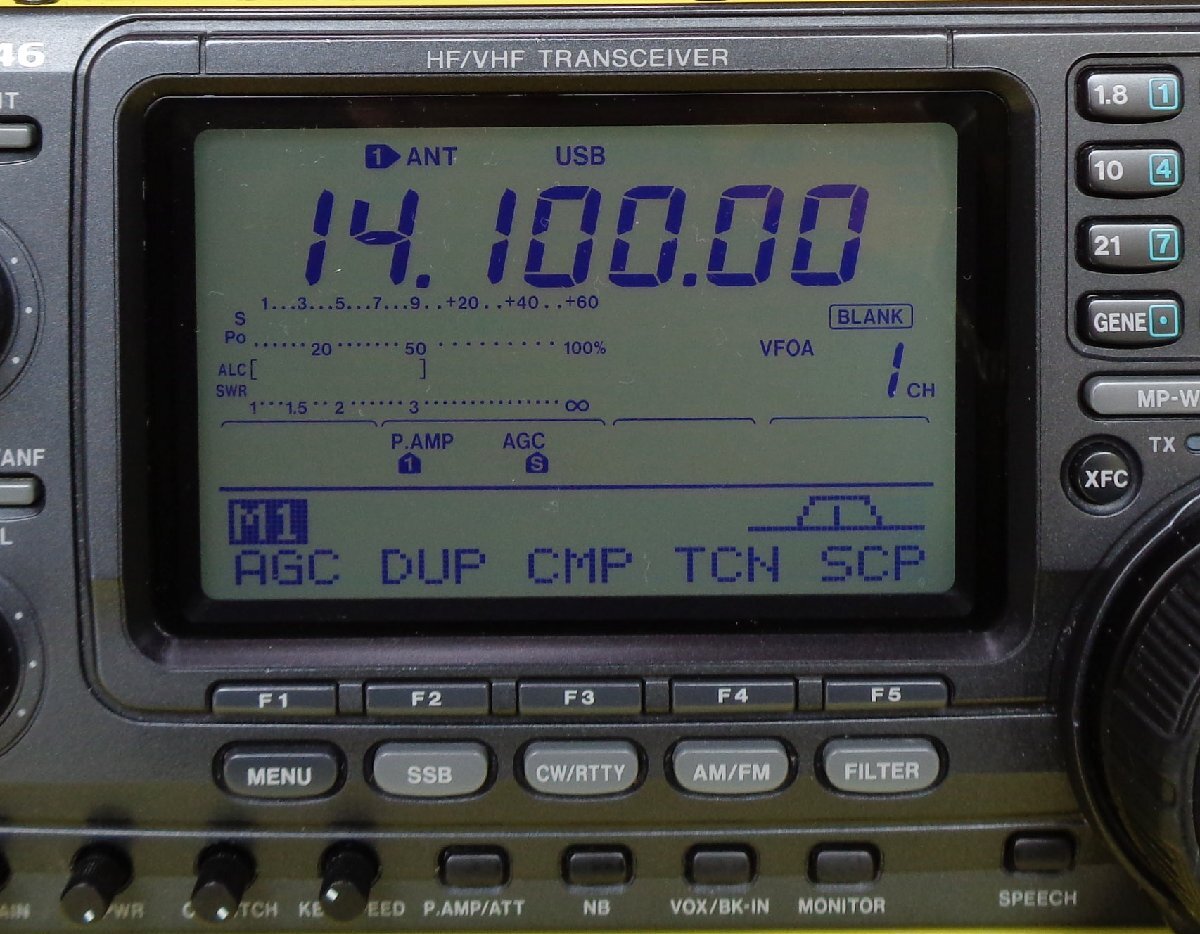 ☆マニア向け☆ ICOM　HF(100W)/50(100W)/144(50W) オートアンテナチューナー付き　IC-746_画像2