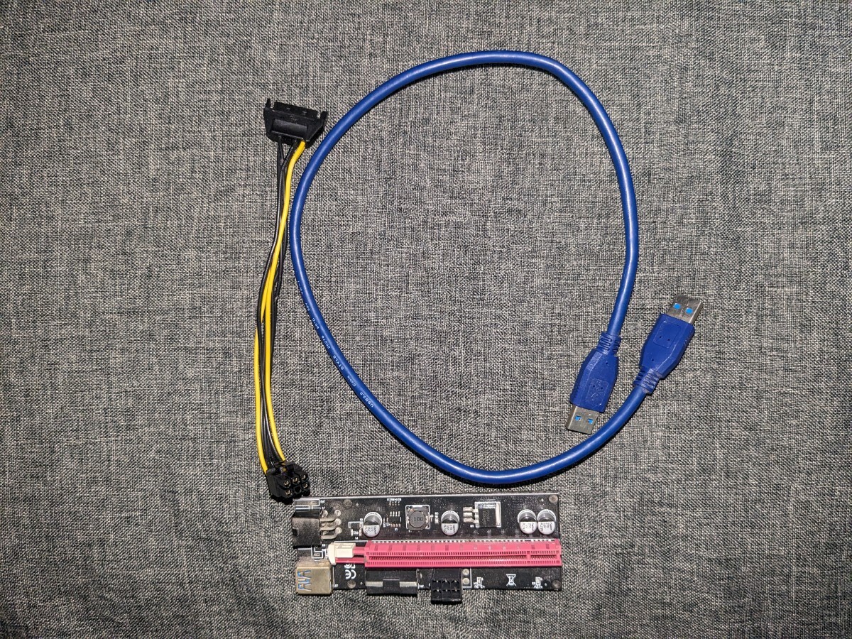 中古 ライザーケーブル PCI-E PCE164P VER009Sの画像1