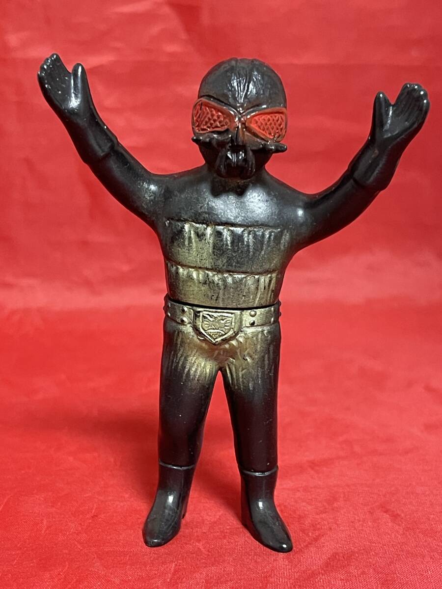 ⚠️レア 仮面ライダー ハエ男 蠅男 ポピー 当時物 ミニソフビ 1970年代 Yahoo!オークション - ポピー 仮面ライダーショッカー怪人 ハエ
