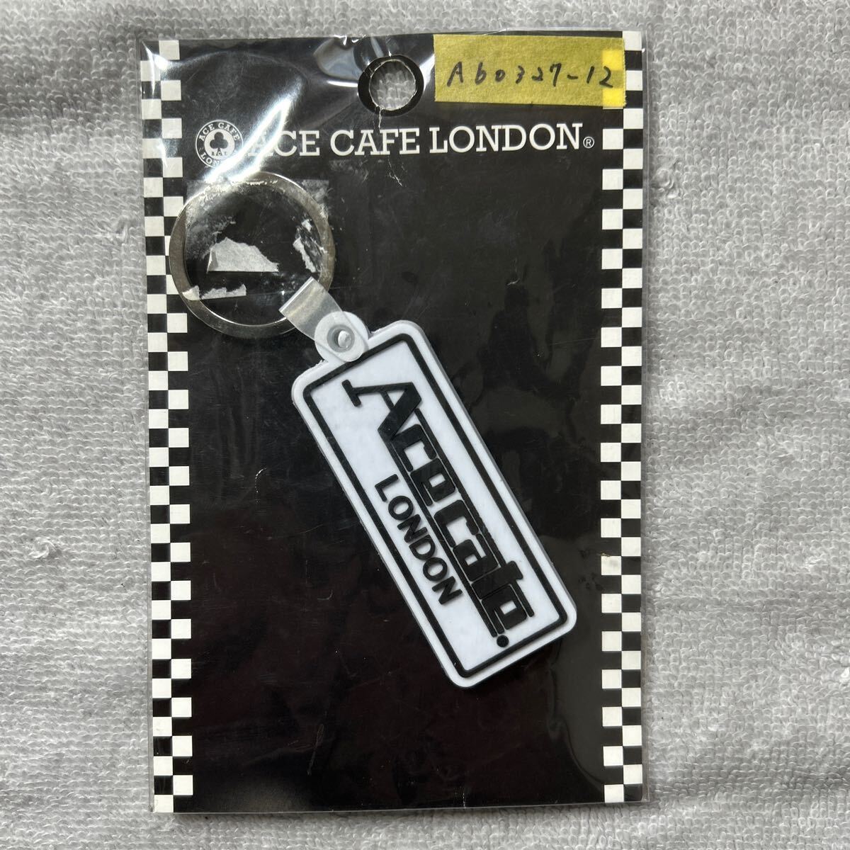 ACE CAFE LONDON エースカフェ ロンドン キーホルダー ラバー 新品 A60327-12_画像1