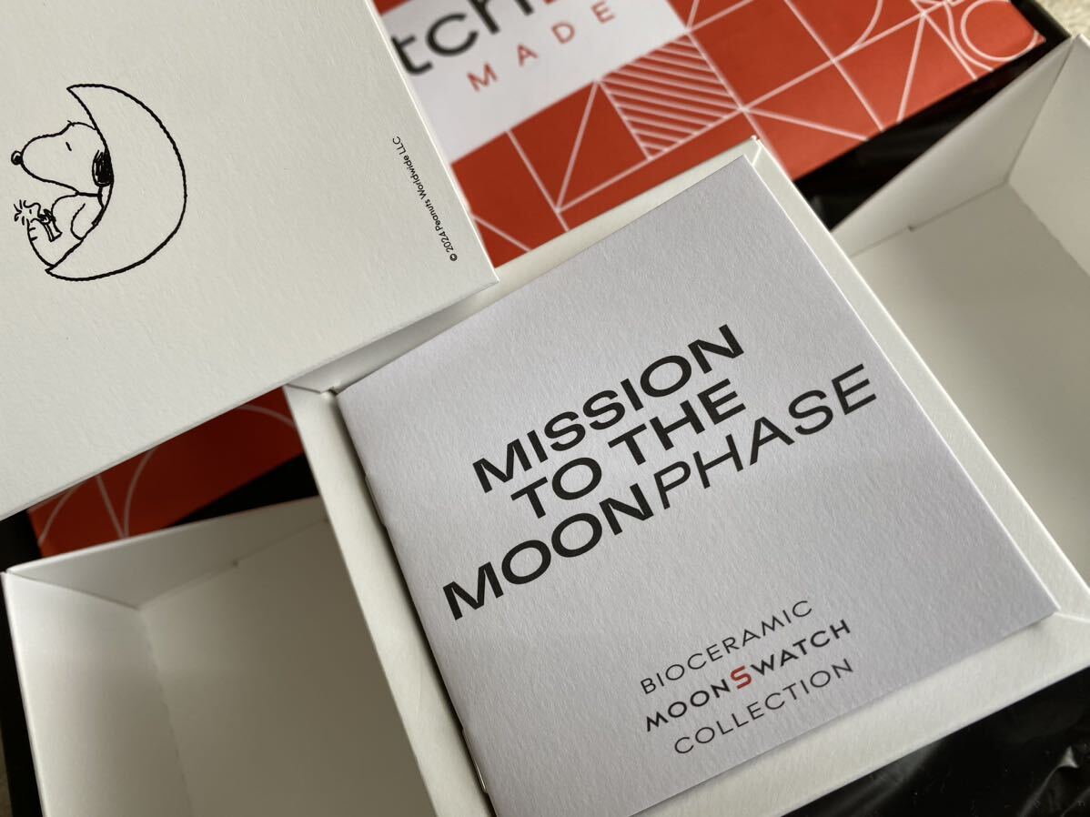 Snoopy x OMEGA x Swatch BIOCERAMIC MoonSwatch Mission To The Moonphase Whiteムーンスウォッチ クォーツ スヌーピー ピーナッツの画像4