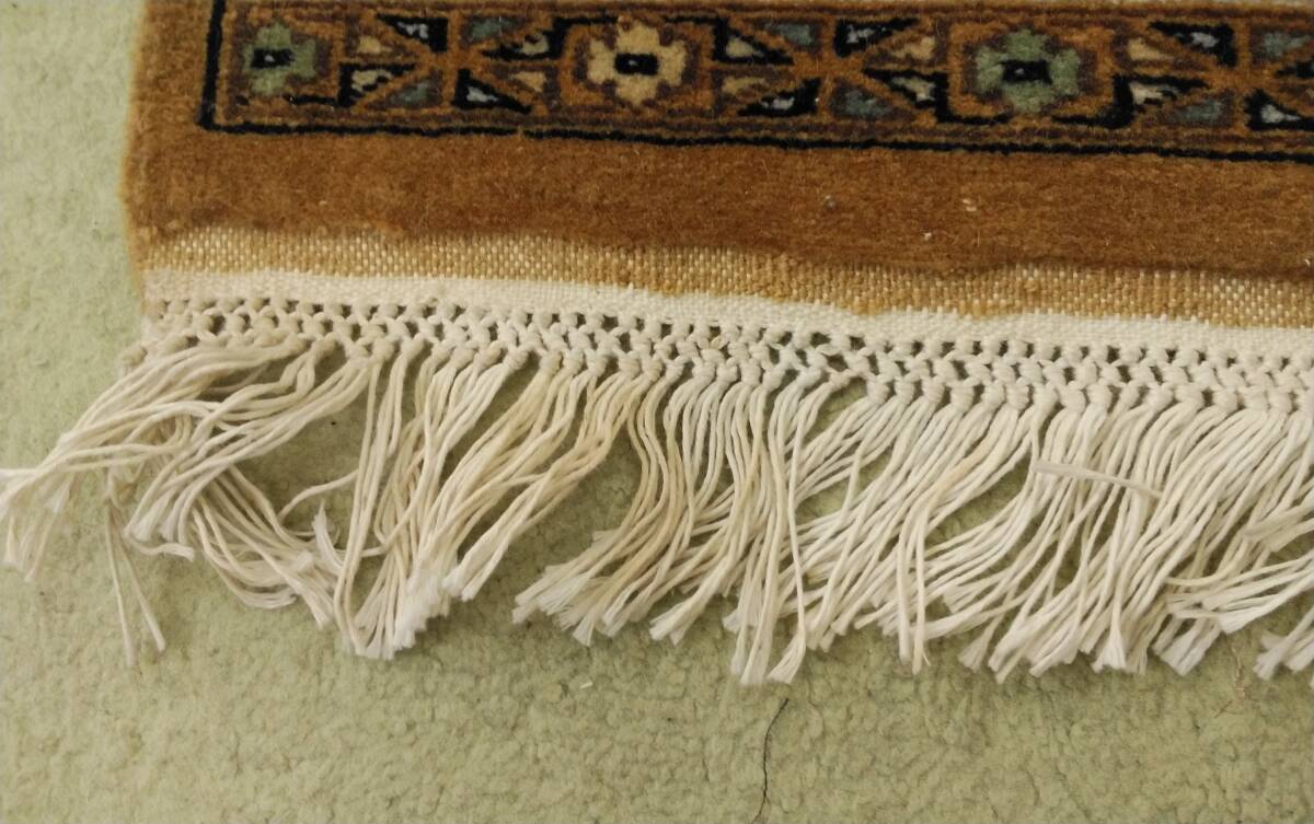 パキスタン絨毯 ウール 手織り 80cm-240cm ペルシャ絨毯やトルコ絨毯好きに_画像8