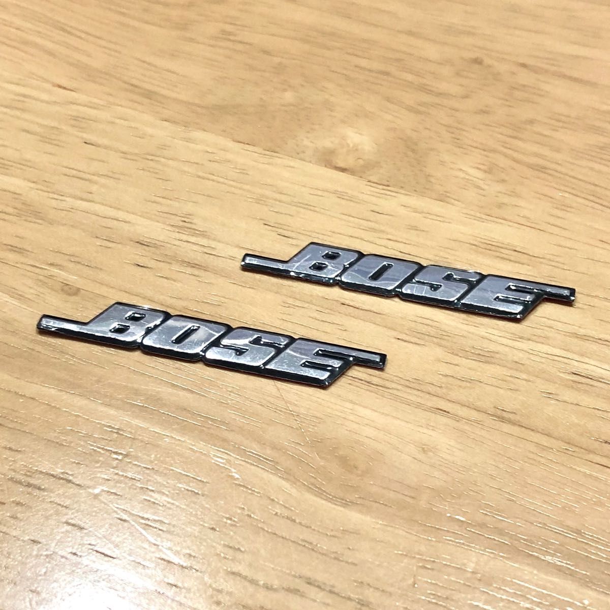 BOSE スピーカーエンブレム ２個セット ボーズ  ロゴ ニッサン トヨタ ホンダ ダイハツ スズキ スバル エンブレム ロゴ