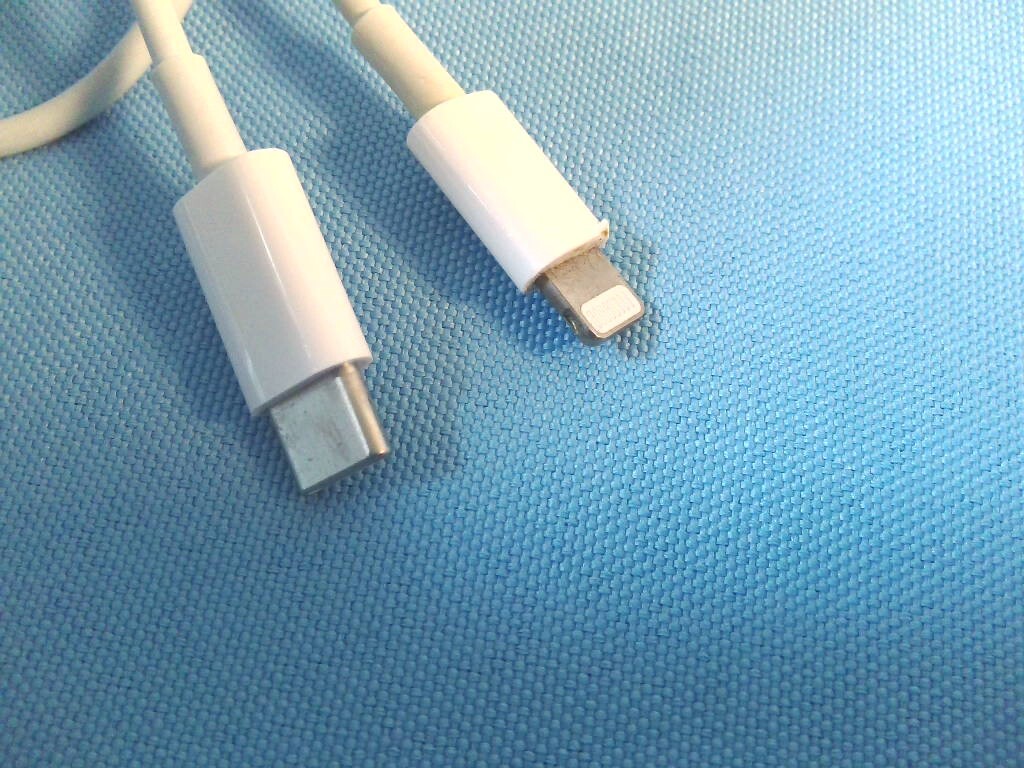 Apple 　Lightning USB-Cタイプケーブル 1m_画像2