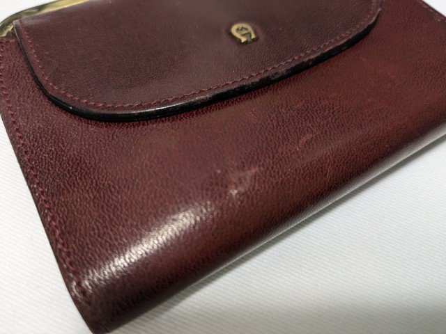 ■アイグナー ３つ折り財布 レザー ボルドー Aigner■_画像2