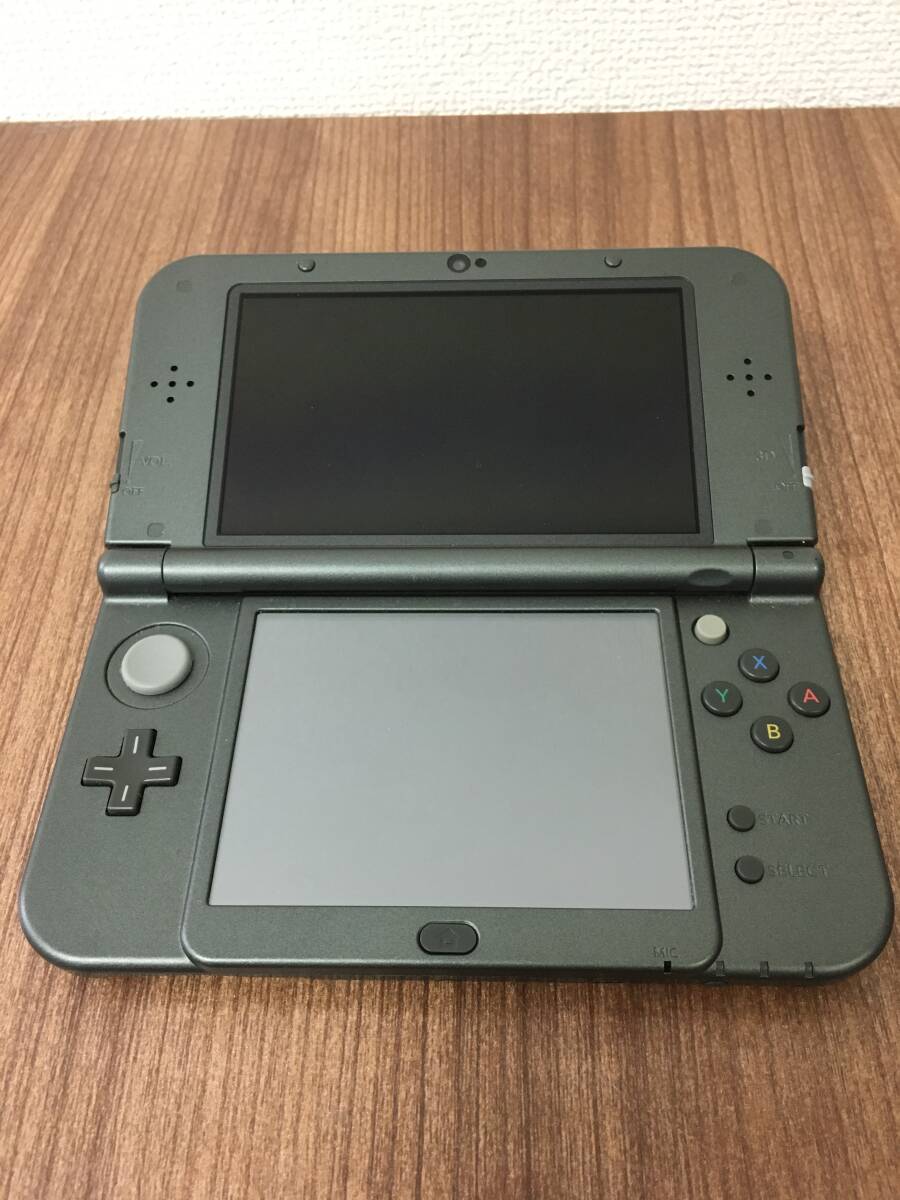 【美品】　Newニンテンドー3DS LL メタリックブラック　動作確認済み_画像4