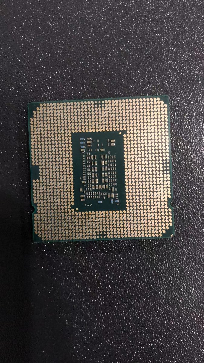 CPU インテルIntel Core I5-10500 プロセッサー 中古 動作未確認 ジャンク品 - 9889_画像2