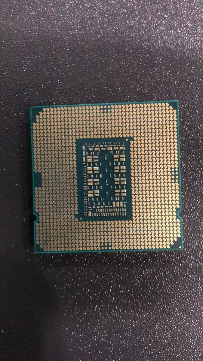 CPU インテル Intel Core I7-11700 プロセッサー 中古 動作未確認 ジャンク品 - A36_画像2