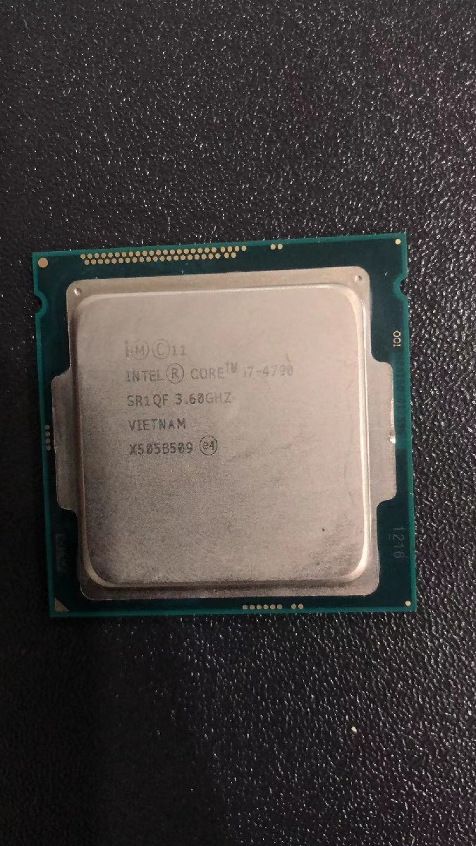 CPU インテル Intel Core I7-4790 プロセッサー 中古 動作未確認 ジャンク品 - 9874_画像1