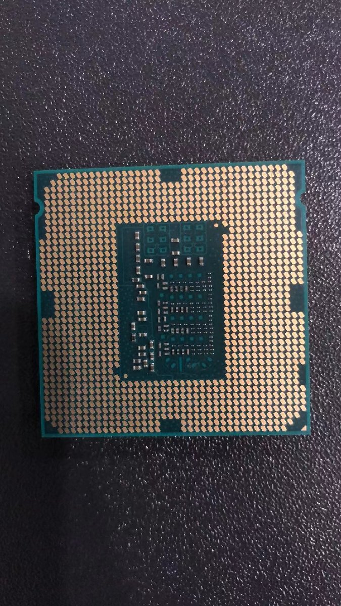 CPU インテル Intel Core I7-4790 プロセッサー 中古 動作未確認 ジャンク品 - 9874_画像2