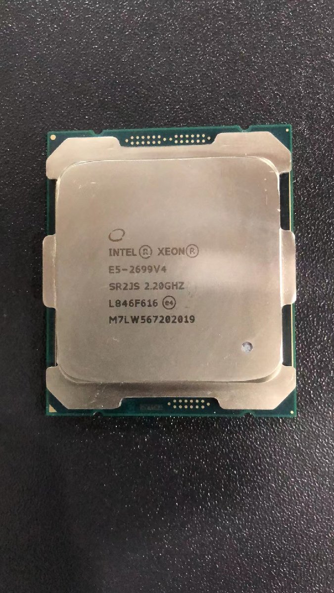 CPU インテル Intel XEON E5-2699 V4 プロセッサー 中古 動作未確認 ジャンク品 - A115_画像1