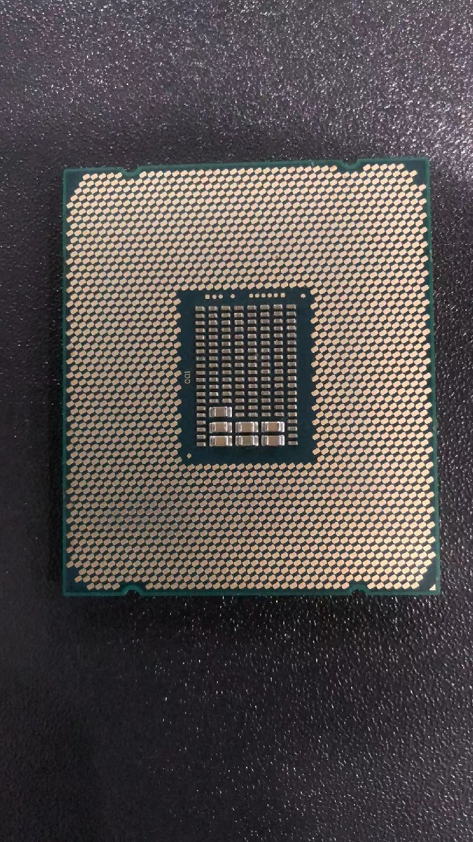 CPU インテル Intel XEON E5-2699 V4 プロセッサー 中古 動作未確認 ジャンク品 - A115_画像2