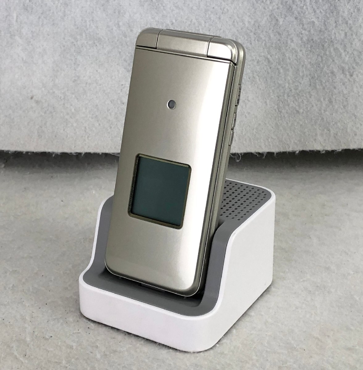 Yahoo!オークション - ☆中古品☆携帯電話 かんたんケータイライト Yahoo!オークション - ☆中古品☆携帯電話 かんたんケータイライト