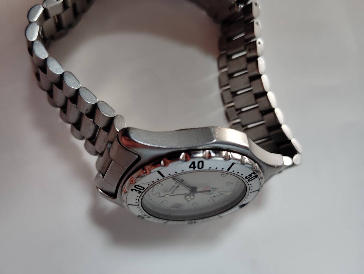 ◇稼働◇ タグホイヤー プロフェッショナル200M 972.013R シルバー クオーツ ユニセックス 腕時計 の画像5