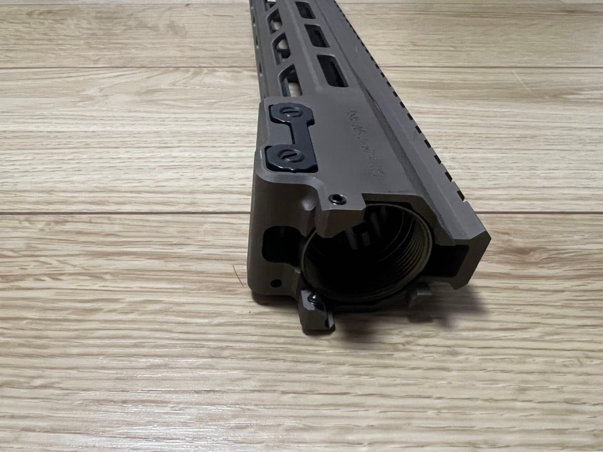 HAO SMR MK16 M-LOK 13.5インチ ハンドガード トレポン用 DDC チャージングハンドル Geissele 