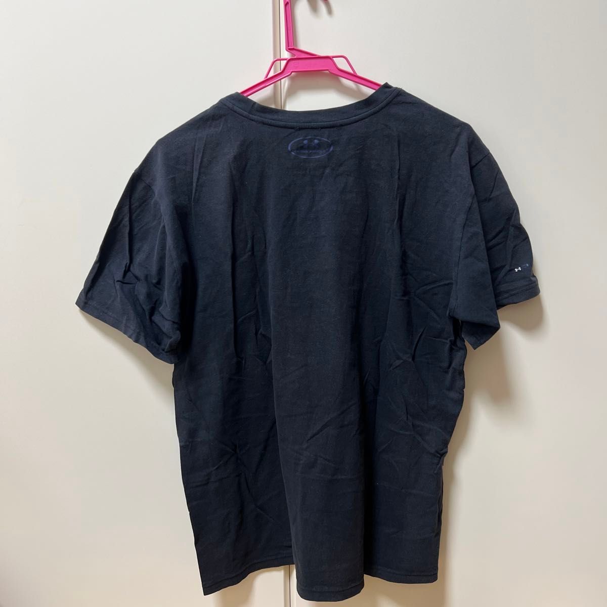 SALE！　アンダーアーマー　シンプルデザイン  半袖Tシャツ