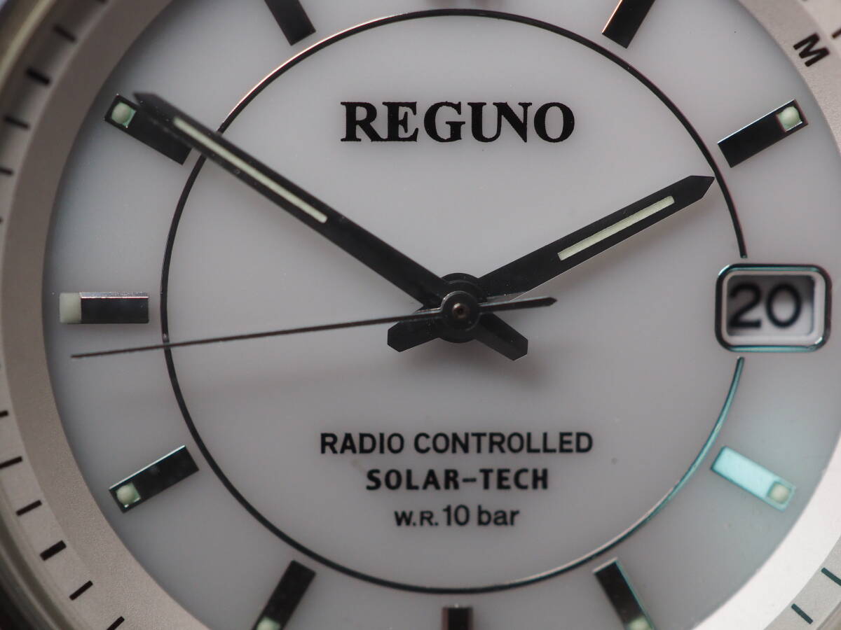 動作品　REGNO レグノ ソーラー 電波 腕時計 H415-S057523 シルバー 白文字盤_画像8