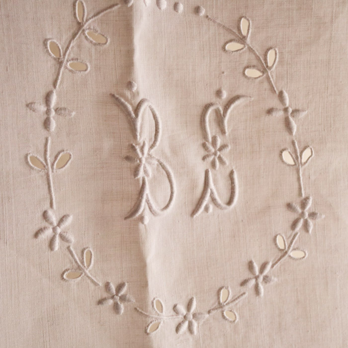 [120] France antique Vintage linen tablecloth panel curtain white hand embroidery initial cut Work interior 