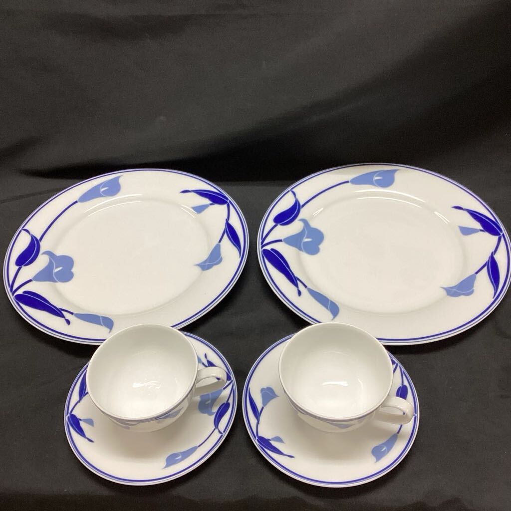 GraceFord Blue Lily カップ & ソーサー 大皿 2枚セット 食器 洋食器 ティーカップ コーヒーカップ ティータイム_画像1