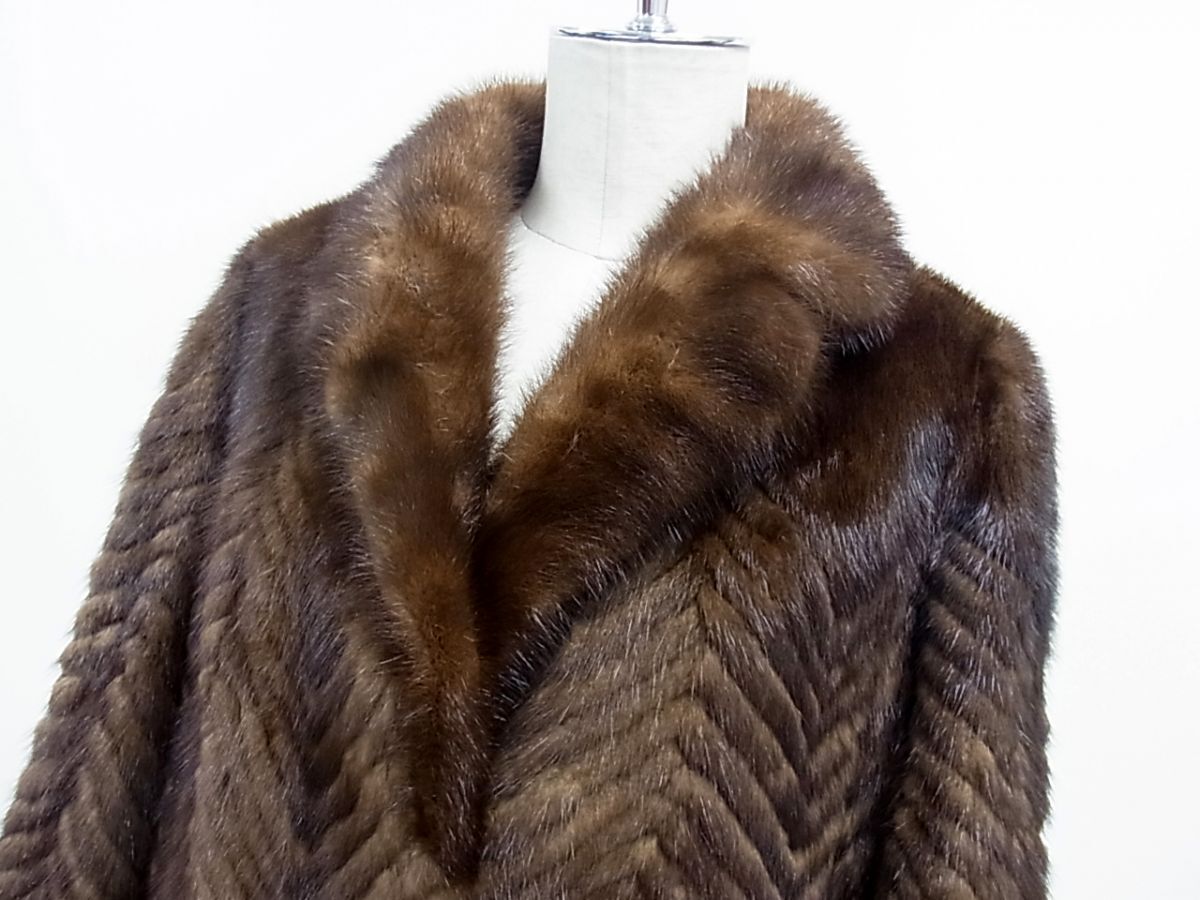 高級毛皮◇シェブロンカット ミンクコート MINK FUR ダークブラウン 毛艶 毛並 良好 11号 レディース 1円スタート_画像2