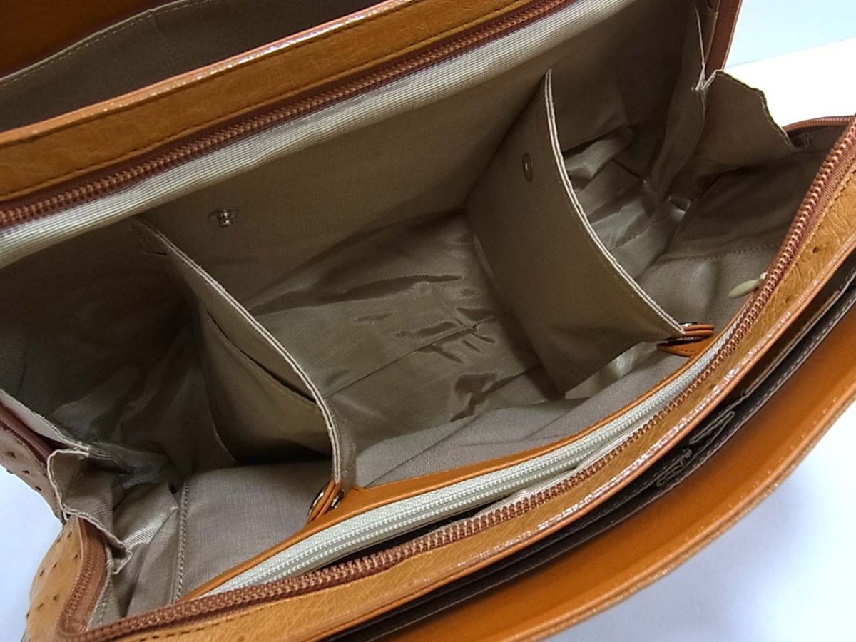 新品☆SANPO 三宝 OSTRICH オーストリッチ JRA認定 ハンドバッグ レディース 日本製 パスケース付き 保存袋の画像4