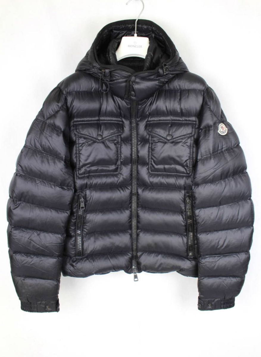 美品 09 モンクレール MONCLER ワッペン フード ダウンジャケット ブラック EDWARD ２/Lサイズ メンズ 