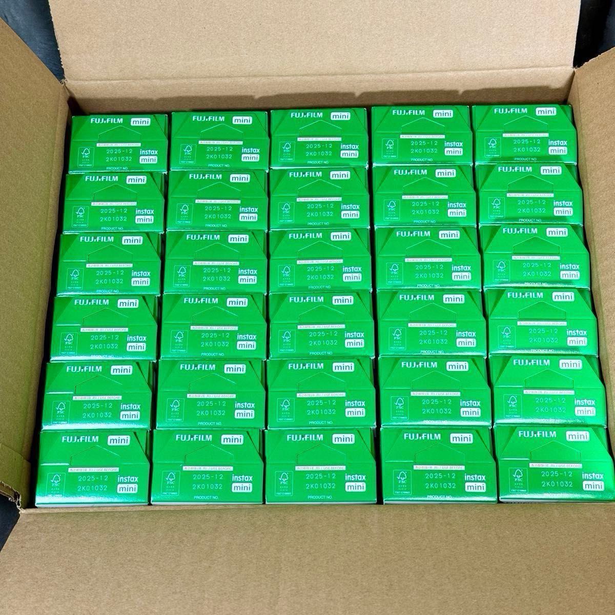 チェキ フィルム instax MINI 20枚×30箱【新品未開封】600枚分 1 チェキ フィルム instax MINI 20枚×30箱【新品未開封】600枚分 1